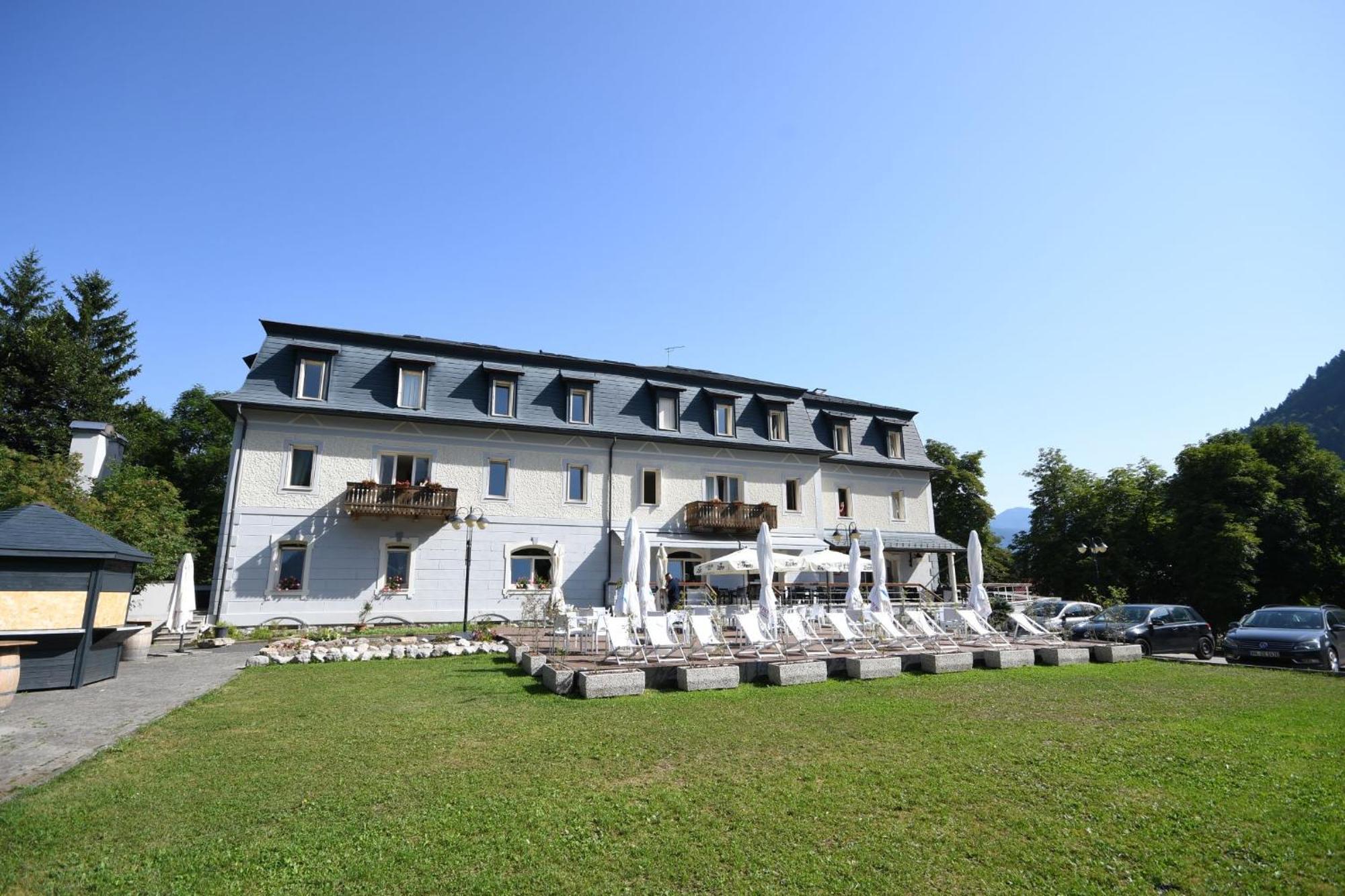 Hotel Saisera Вальбруна Экстерьер фото